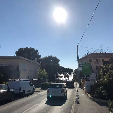 37m2 A Cyr Sur - - Proche - Parking - Confort - Calme *