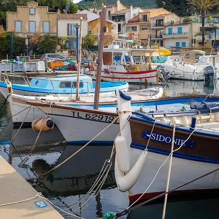 Le Cocon Des Lecques - 37m2 - 500m De La & Port - Wi-fi - Parking - Calme شقة *